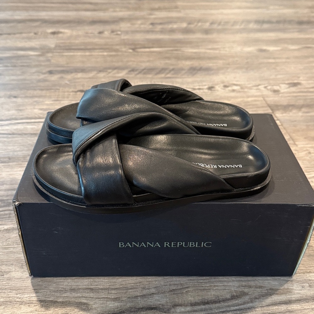 Banana Republic Black Crisscross Leather Slide Sandals - Picture 6 of 14